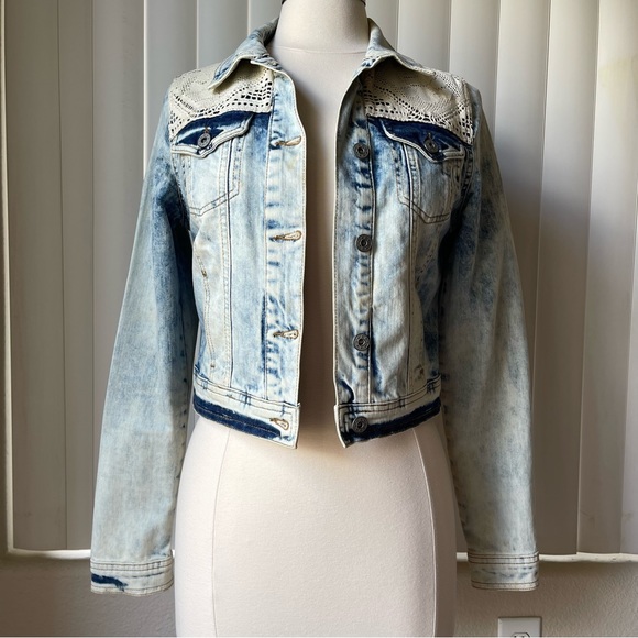 Select Women Short Denim Jackets Lace Combo Jackets | Size: S - Picture 7 of 8